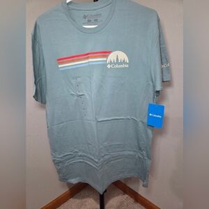 Columbia Men's Blue Graphic T-Shirt Large